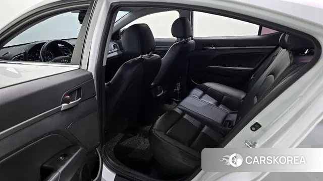 Hyundai Avante AD 2018 Белый из Кореи, фото 2