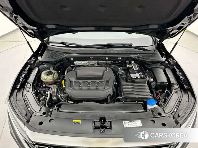 Volkswagen Passat 2023 Черный из Китая, фото 2