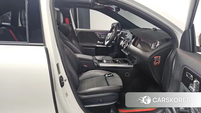 Mercedes-Benz GLA - Class H247 2021 Белый из Кореи, фото 2