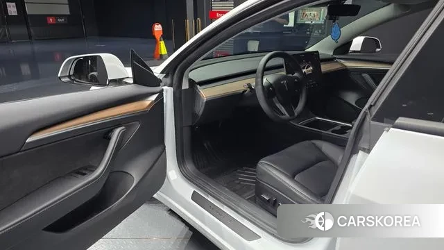 Tesla Model 3 2022 Белый из Кореи, фото 2