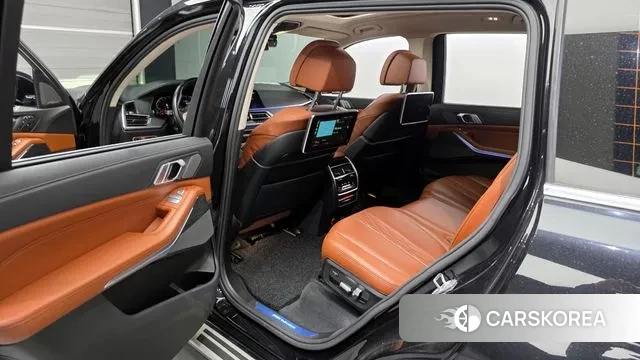 BMW X7 (G07) 2019 Черный из Кореи, фото 2