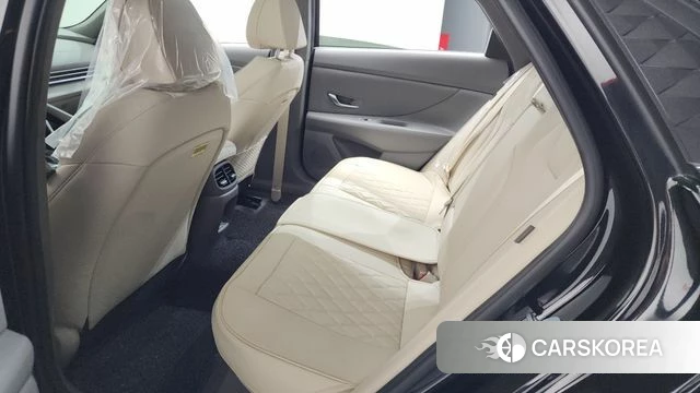 Hyundai The New Avante (CN7) 2024 Черный из Кореи, фото 2