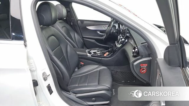 Mercedes-Benz C-Class W205 2020 Белый из Кореи, фото 2