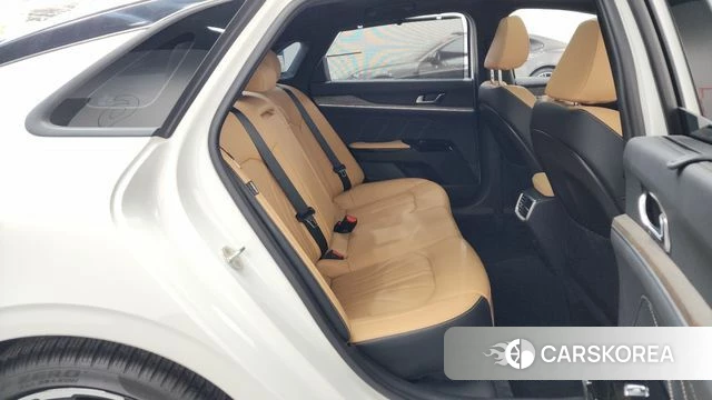 Kia K5 3rd generation 2021 Белый из Кореи, фото 2