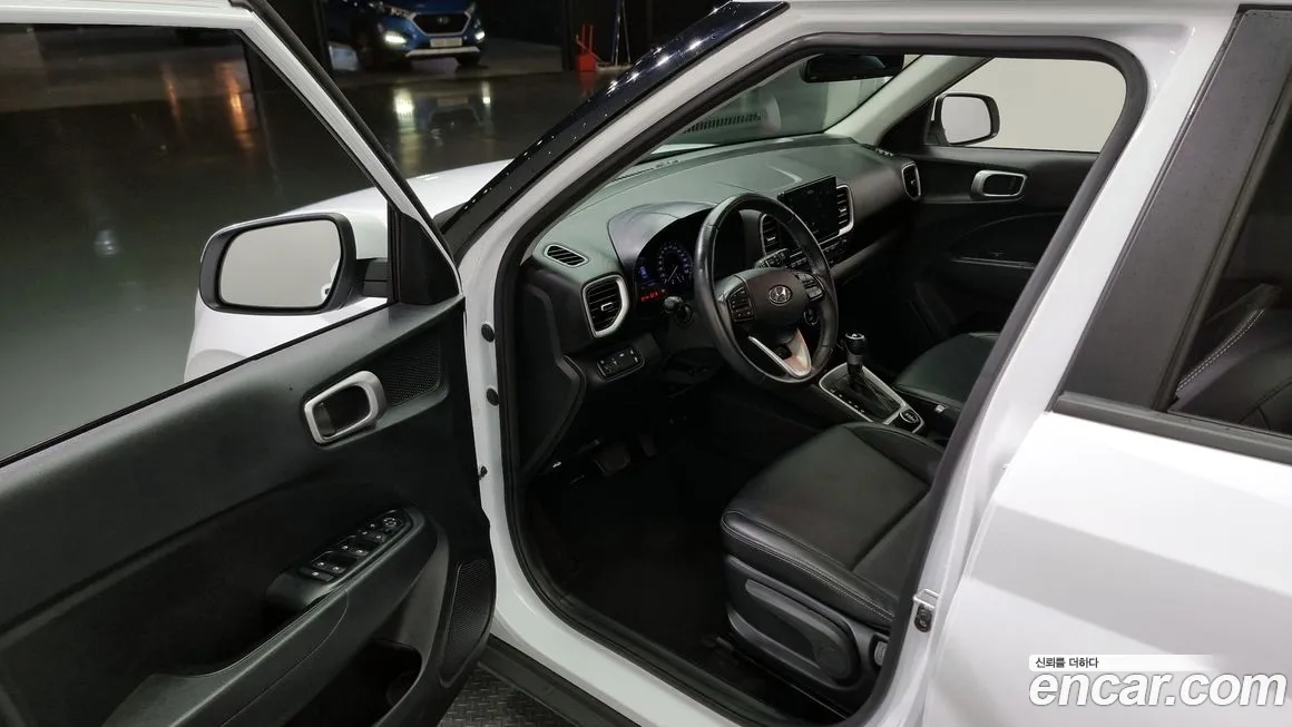 Hyundai Venue 2022 Белый из Кореи, фото 2