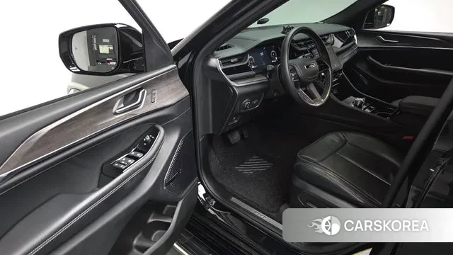 Jeep Grand Cherokee (WL) 2022 Черный из Кореи, фото 2