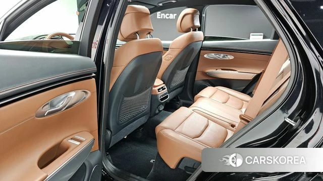 Genesis GV70 2022 Черный из Кореи, фото 2