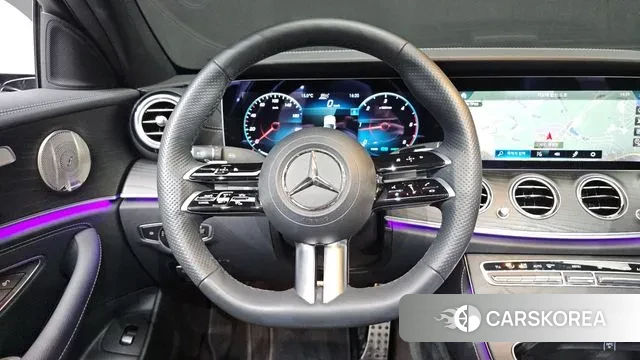 Mercedes-Benz E-Class W213 2022 Белый из Кореи, фото 2