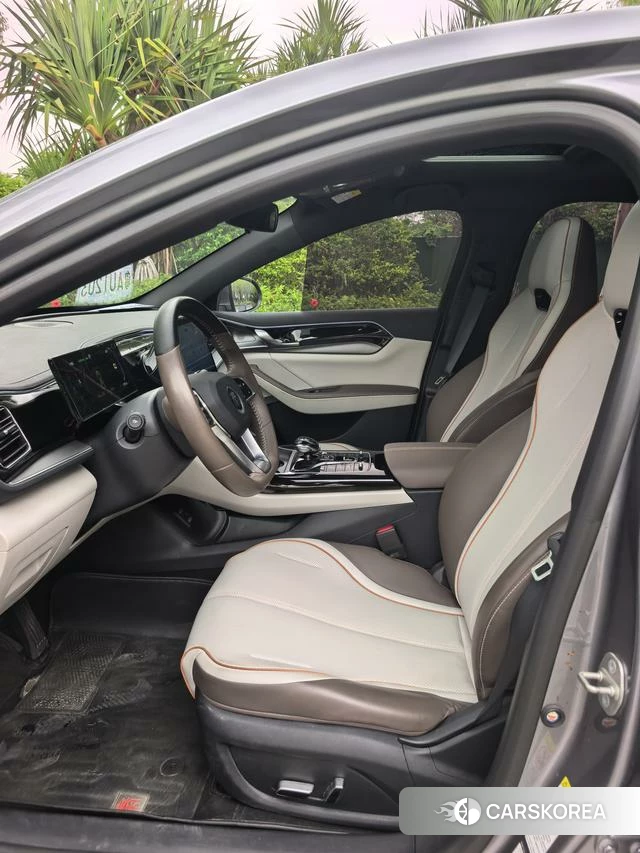 BYD Qin PLUS DM 2023 Темно-серый из Китая, фото 2