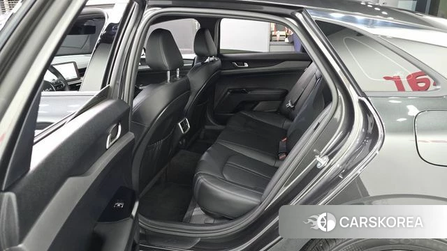 Kia The New K5 3rd generation 2025 Серый из Кореи, фото 2
