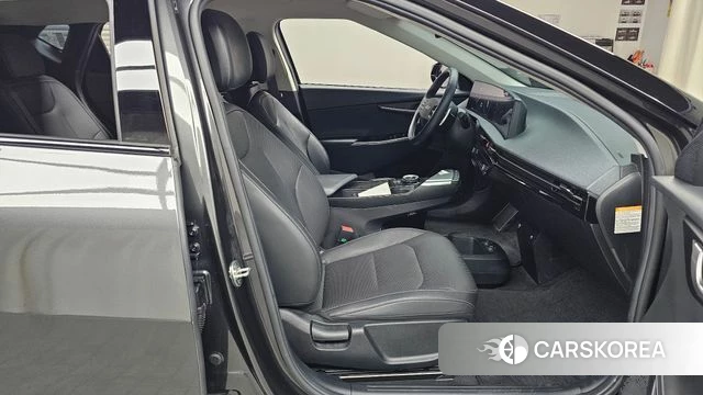 Kia EV6 2022 Серый из Кореи, фото 2