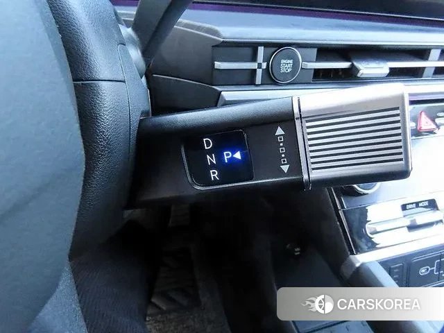 Hyundai Santa Fe (MX5) 2024 Белый из Кореи, фото 2