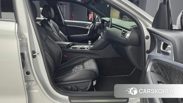 Genesis G70 2018 Серебряный из Кореи, фото 2