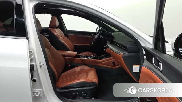 Kia The New K5 Hybrid 3rd generation 2024 Белый из Кореи, фото 2