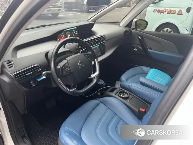 Citroen / DS C4 Picasso 2018 Белый из Кореи, фото 2