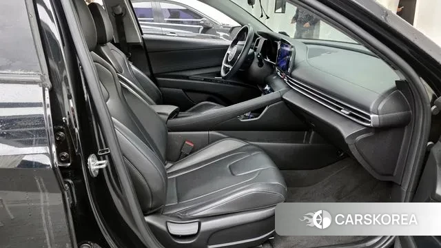 Hyundai Avante Hybrid (CN7) 2021 Черный из Кореи, фото 2