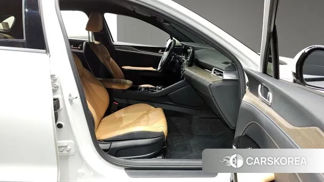 Kia K5 3rd generation 2022 Белый из Кореи, фото 2