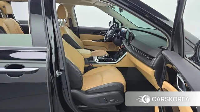 Kia Carnival 4th generation 2021 Черный из Кореи, фото 2