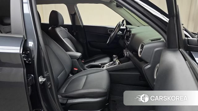 Hyundai Venue 2022 Серый из Кореи, фото 2