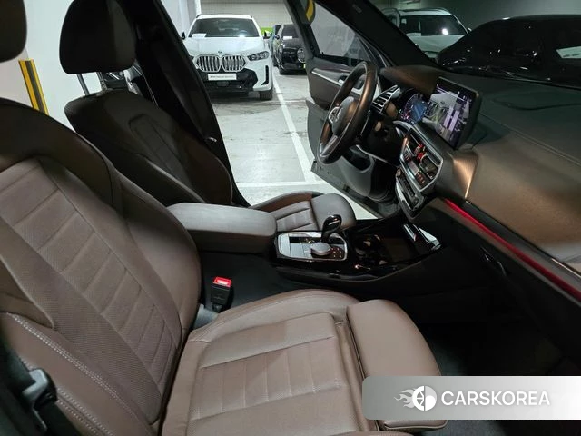 BMW X3 (G01) 2023 Черный из Кореи, фото 2