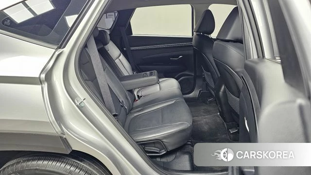 Hyundai Tucson (NX4) 2023 Серебряный из Кореи, фото 2