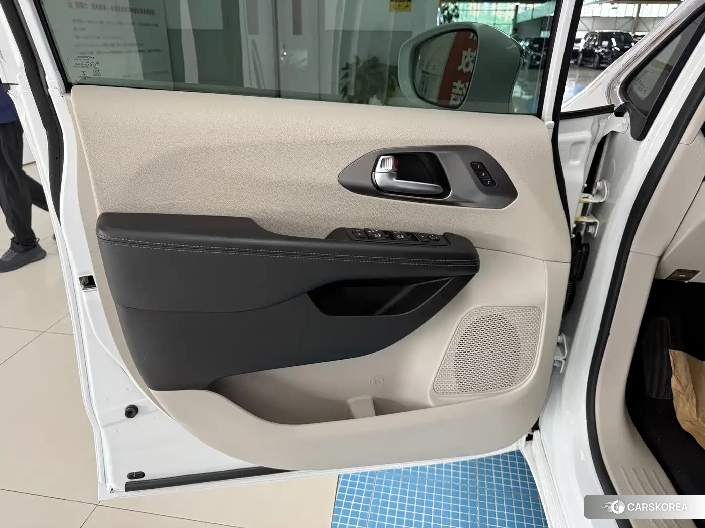Chrysler Dajialong (imported) 2019 Белый из Китая, фото 2