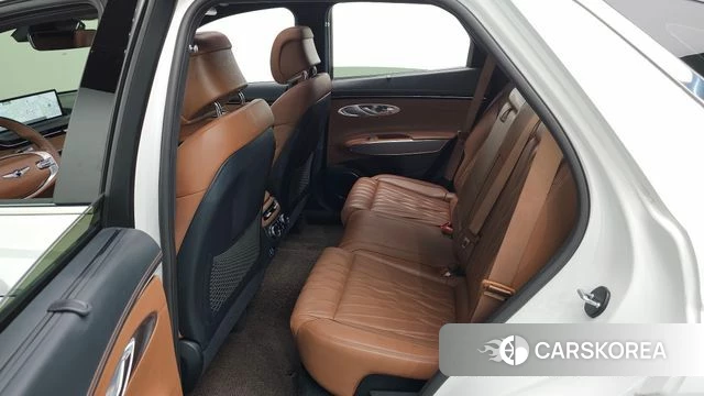 Genesis GV70 2022 Белый из Кореи, фото 2