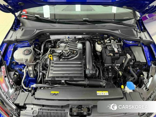 Volkswagen Golf 2024 Синий из Китая, фото 2