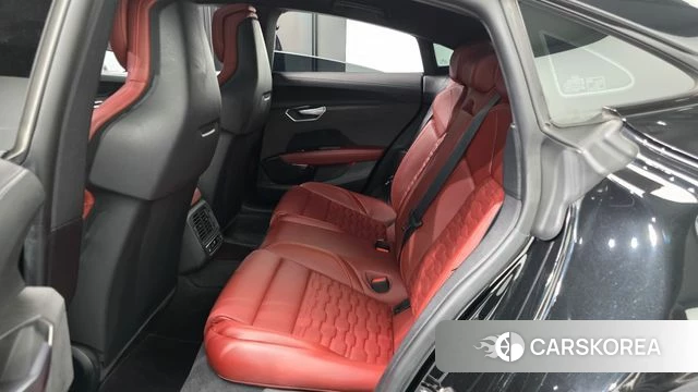 Audi e-Tron GT 2021 Черный из Кореи, фото 2