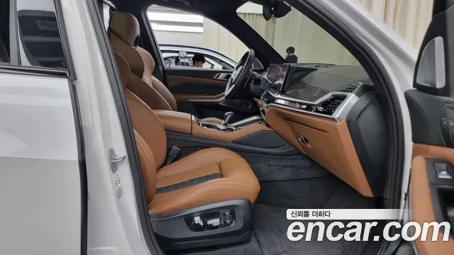 BMW X5M (G05) 2024 Белый из Кореи, фото 2