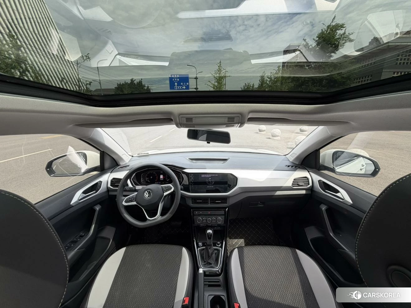 Volkswagen Exploring the shadow 2023 Белый из Китая, фото 2