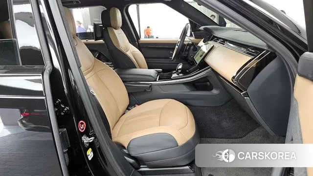 Land Rover Range Rover Sport 3rd Generation 2024 Черный из Кореи, фото 2