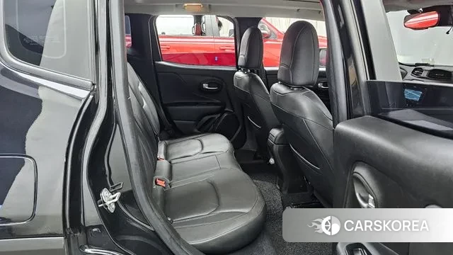 Jeep Renegade 2021 Черный из Кореи, фото 2