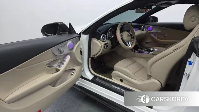 Mercedes-Benz C-Class W205 2020 Белый из Кореи, фото 2