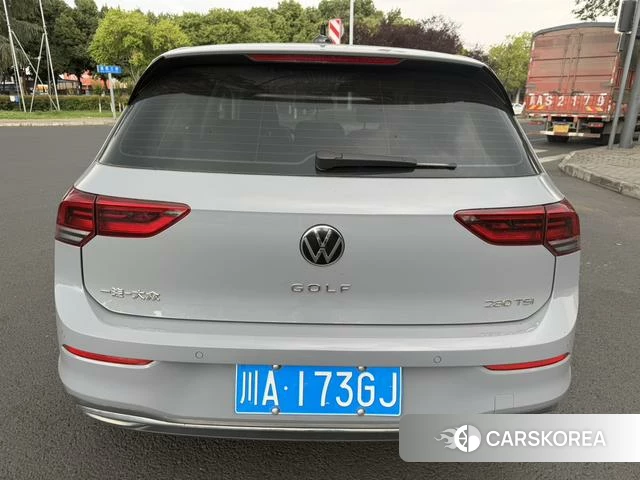 Volkswagen Golf 2022 Темно-серый из Китая, фото 2