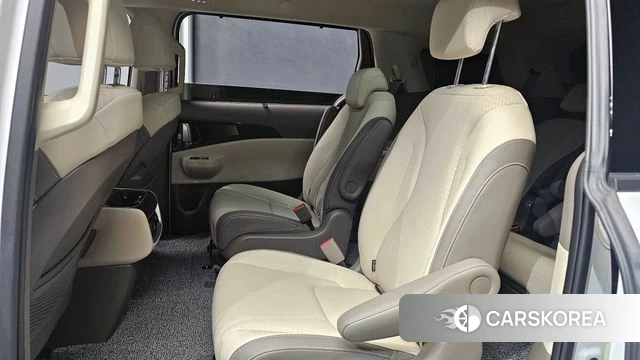 Kia The New Carnival 4th Generation 2025 Белый из Кореи, фото 2