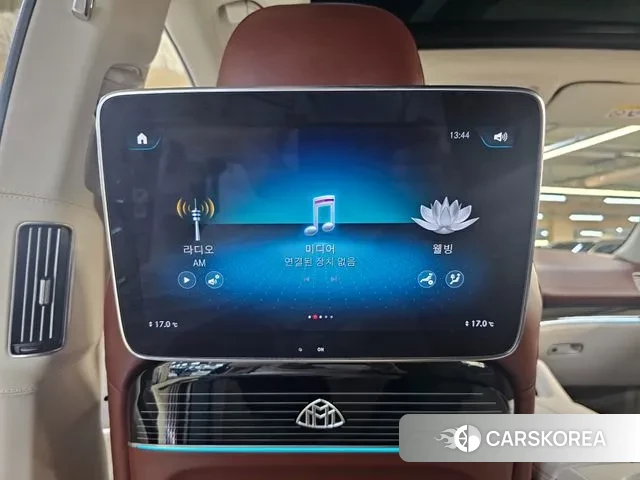 Mercedes-Benz GLS - Class X167 2022 Черный двухцветный из Кореи, фото 2