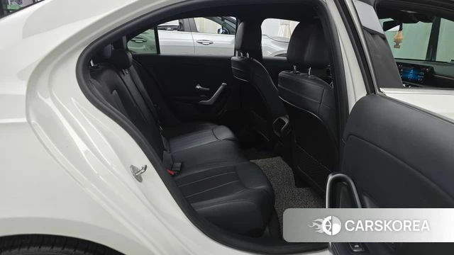 Mercedes-Benz A-Class W177 2021 Белый из Кореи, фото 2