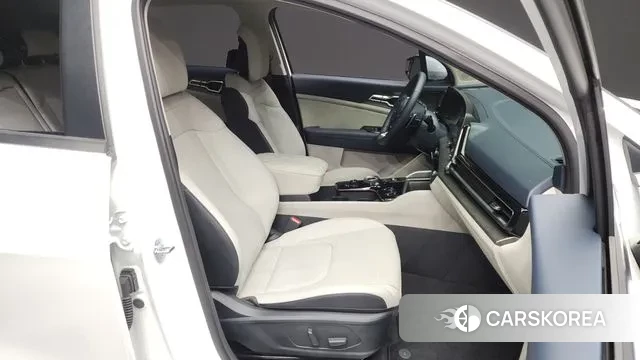 Kia Sportage 5th Generation 2024 Белый из Кореи, фото 2