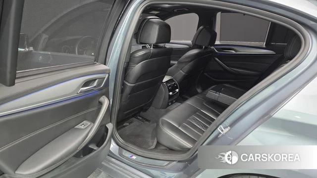 BMW 5 Series (G30) 2019 Серый из Кореи, фото 2