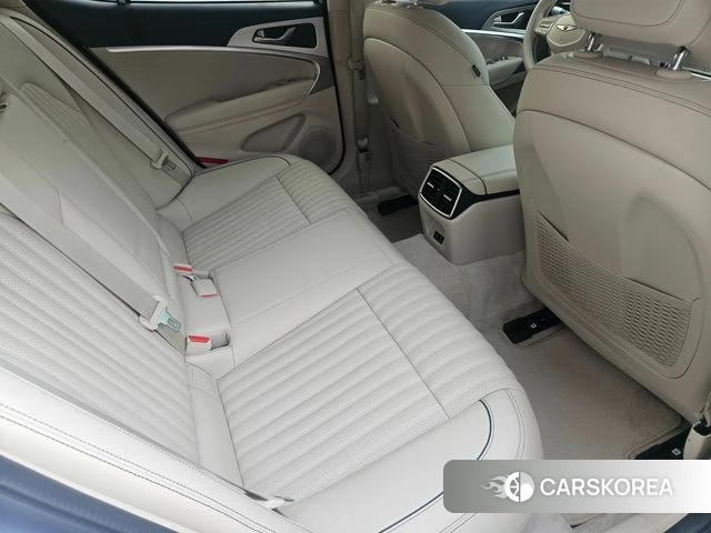 Genesis The New G70 2024 Белый из Кореи, фото 2