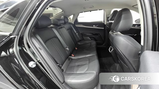 Kia K5 3rd generation 2023 Черный из Кореи, фото 2