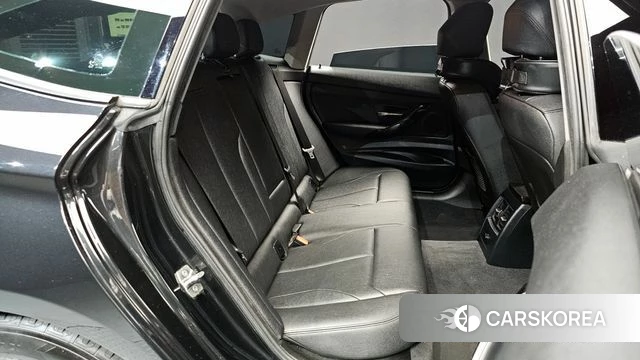 BMW 3 Series GT (F34) 2018 Черный из Кореи, фото 2