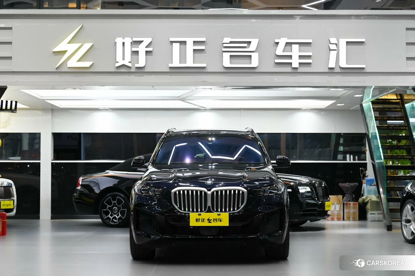 BMW X5 2023 Черный из Китая, фото 2