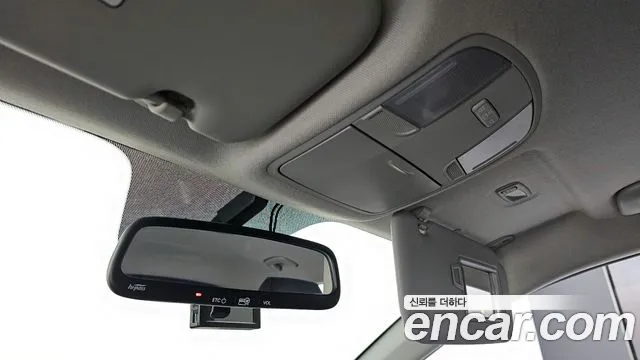 Kia Stonic 2018 Белый из Кореи, фото 2