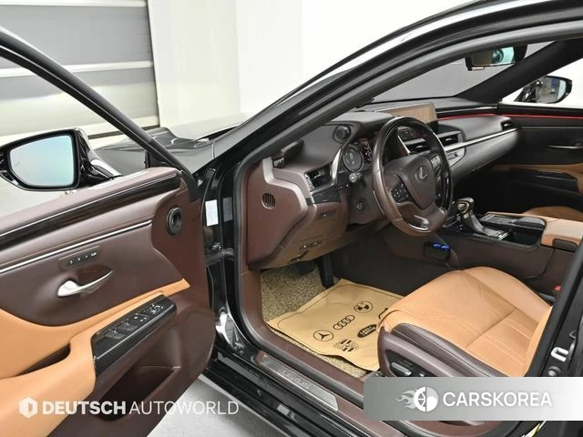 Lexus ES300h 7th generation 2019 Черный из Кореи, фото 2