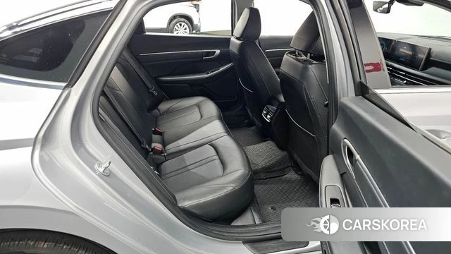 Hyundai Sonata D Edge (DN8) 2024 Серебряный из Кореи, фото 2