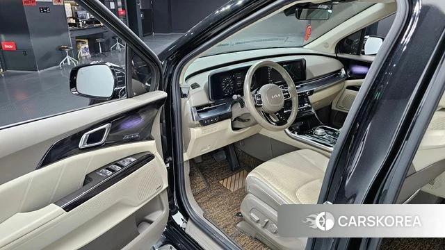 Kia Carnival 4th generation 2023 Черный из Кореи, фото 2