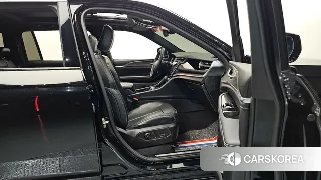 Jeep Grand Cherokee (WL) 2022 Черный из Кореи, фото 2