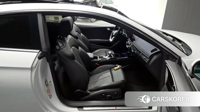 Audi A5 (F5) 2021 Белый из Кореи, фото 2